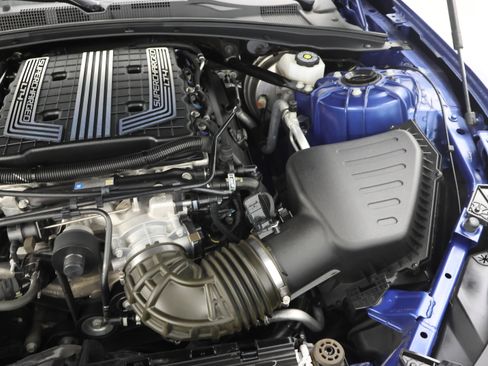 Used 2023 Chevrolet Camaro ZL1 RWD image 17