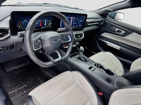 Used 2024 Ford Mustang Premium RWD image 7