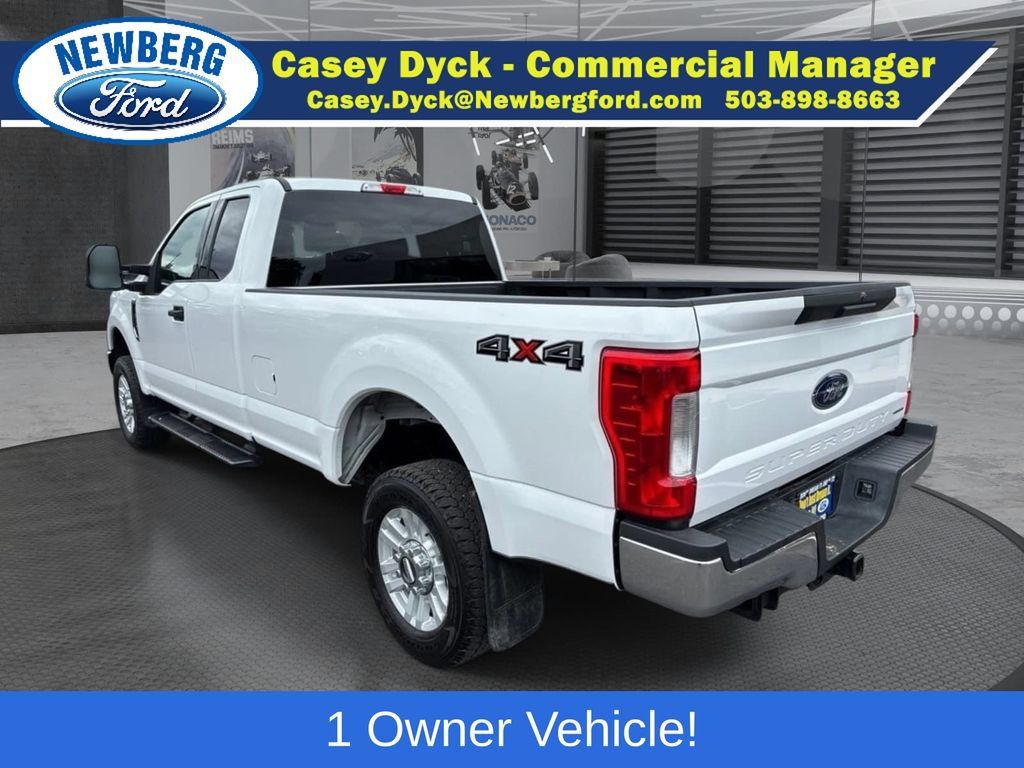 Used 2019 Ford F350 XLT w/ Camper Package AWD/4WD image 7