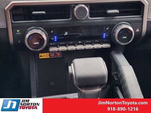 New 2026 Toyota 4Runner Trailhunter AWD/4WD image 16
