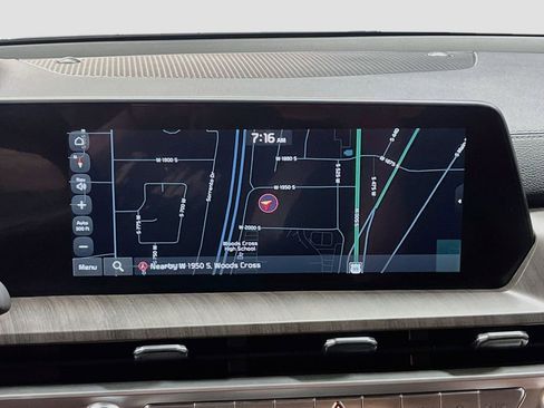 Used 2023 Kia Telluride EX w/ EX Captain's Chair Package AWD/4WD image 13