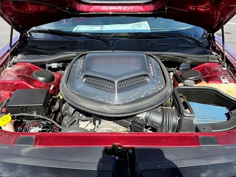 Used 2018 Dodge Challenger R/T Scat Pack RWD image 6