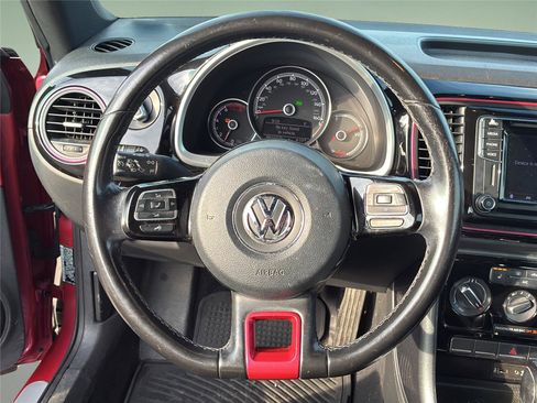 Used 2017 Volkswagen Beetle #PinkBeetle image 19