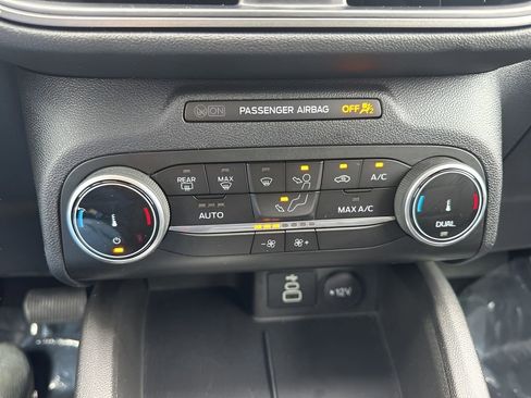 Used 2024 Ford Escape Active image 18