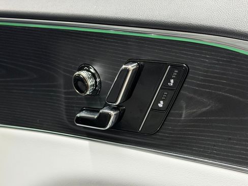 Certified 2024 Cadillac Lyriq Luxury RWD image 25