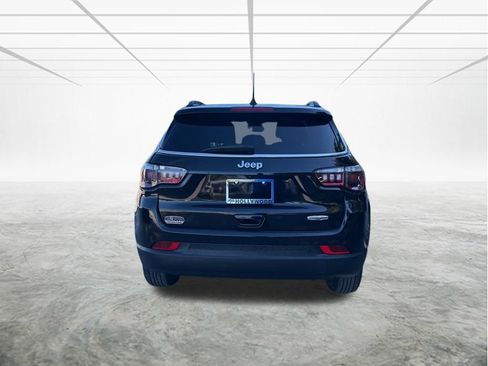 Certified 2022 Jeep Compass Latitude w/ Sun and Sound Group image 5