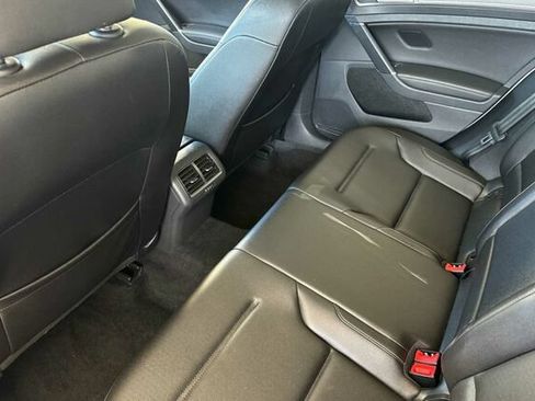 Used 2017 Volkswagen Golf Alltrack SE AWD/4WD image 12