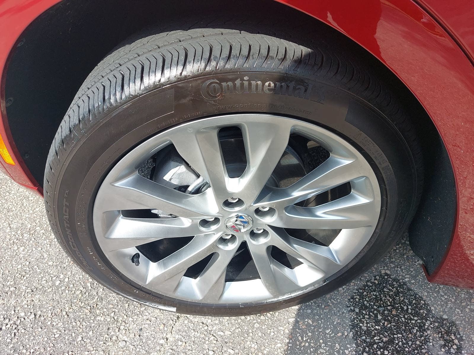 Used 2023 Buick Envision Avenir AWD/4WD image 34