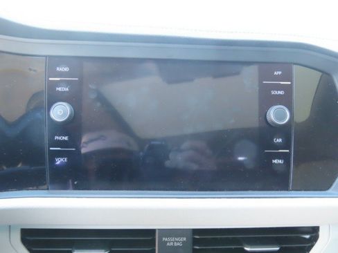 Used 2019 Volkswagen Jetta SEL FWD image 23