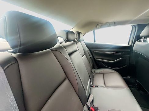 Used 2025 MAZDA MAZDA3 2.5 Turbo Sedan w/Premium Plus image 30