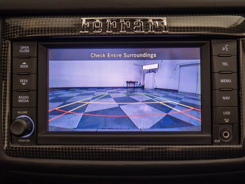 Used 2011 Ferrari California image 37