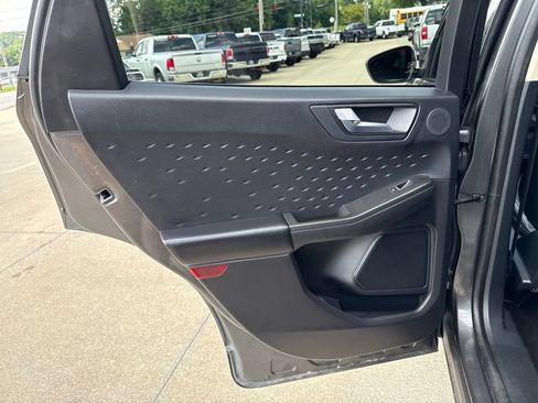 Used 2020 Ford Escape Titanium AWD/4WD image 45