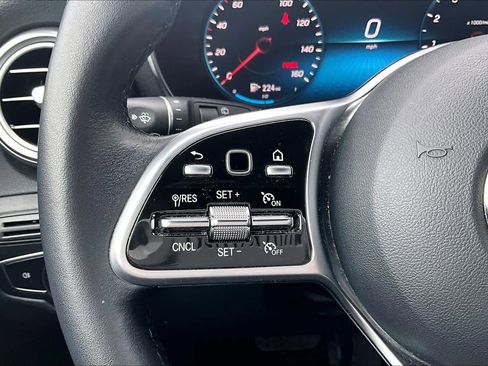 Used 2022 Mercedes-Benz GLC 300 GLC 300 image 23