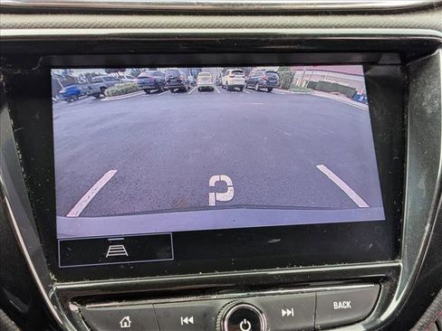 Used 2021 Chevrolet TrailBlazer RS w/ Sun and Liftgate Package image 11