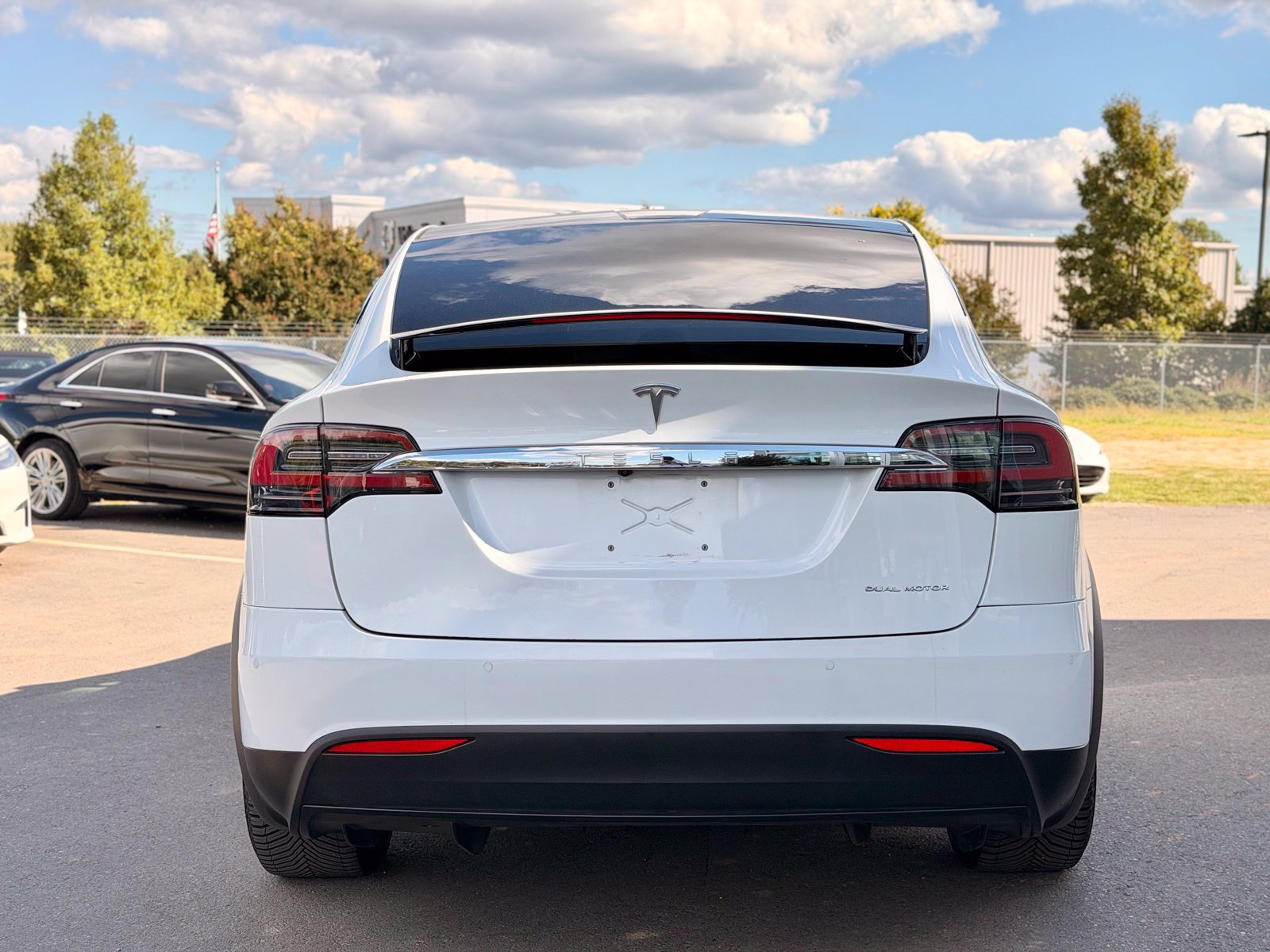 Used 2019 Tesla Model X 75D AWD/4WD image 22
