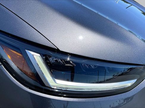 Used 2025 Honda HR-V LX image 27