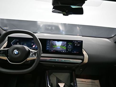 Certified 2025 BMW X3 xDrive30i w/ Convenience Package image 19