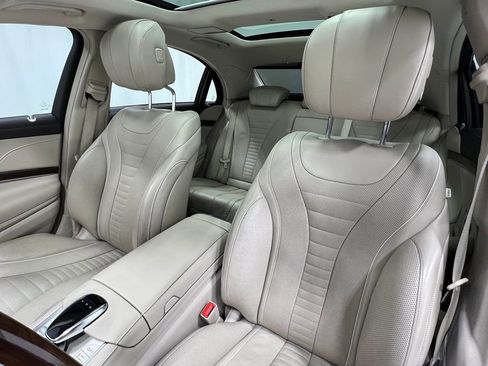 Used 2016 Mercedes-Benz S 550 Sedan image 15