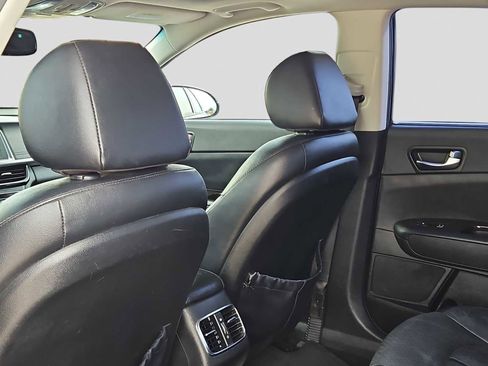 Used 2017 Kia Optima EX w/ Premium Package image 11