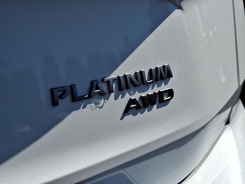 New 2026 Nissan Rogue Platinum w/ Platinum Premium Package image 6