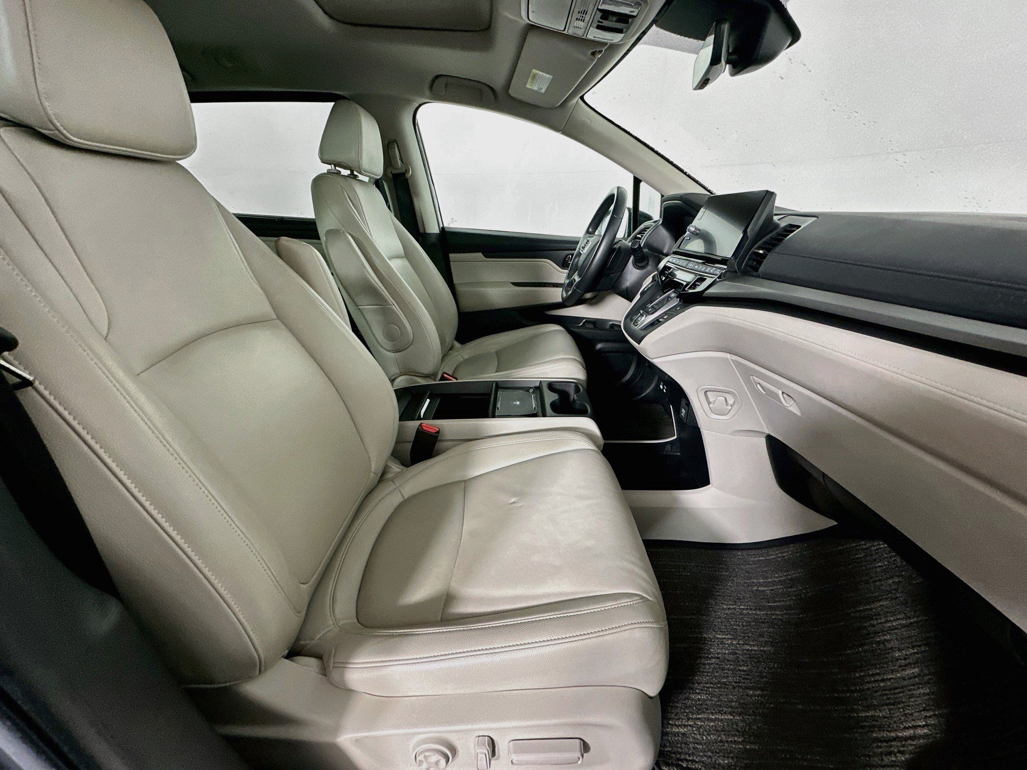 Used 2025 Honda Odyssey EX-L image 31
