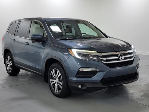 Used 2017 Honda Pilot EX-L image 2