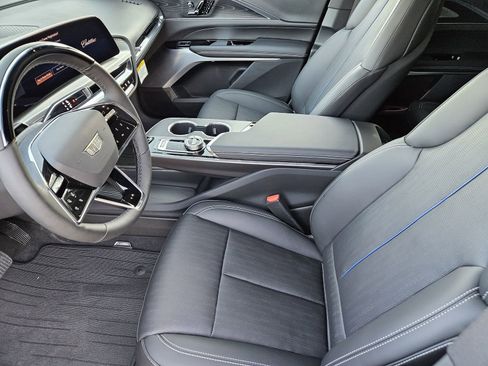 New 2026 Cadillac Lyriq Premium Sport image 14