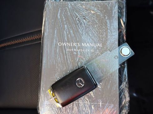 Used 2025 MAZDA CX-50 AWD 2.5 Hybrid w/ Premium Pkg image 52