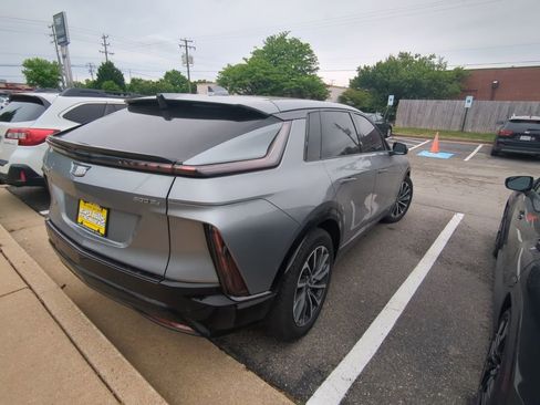 Certified 2024 Cadillac Lyriq Sport AWD/4WD image 3