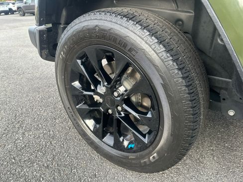 Used 2022 Jeep Wrangler Unlimited Sahara w/ Cold Weather Group image 15