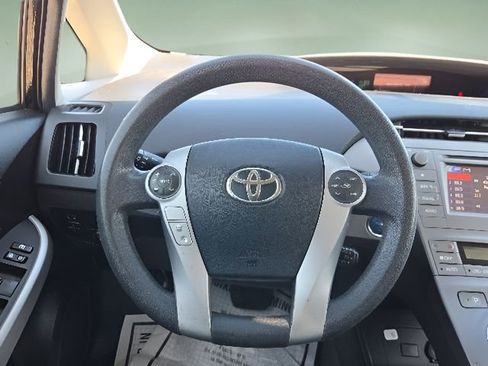 Used 2013 Toyota Prius Two FWD image 12