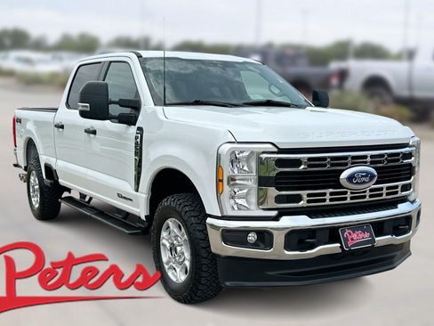 Used 2025 Ford F250 XLT AWD/4WD image 1