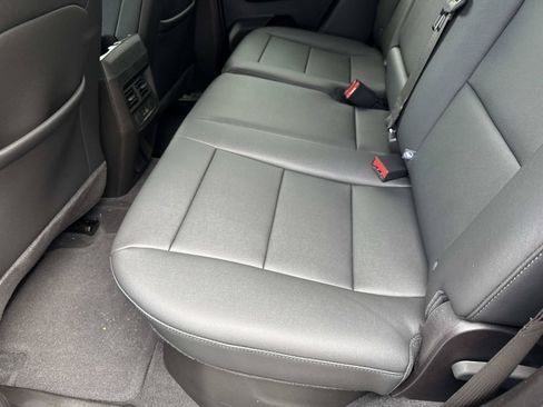 Used 2026 Chevrolet Colorado LT w/ LT Convenience Package AWD/4WD image 10