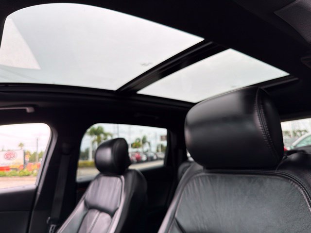 Used 2018 Lincoln MKX Reserve w/ Driver Assistance Package FWD image 26