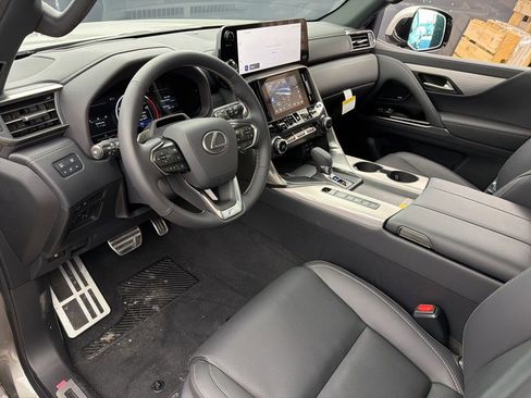 New 2026 Lexus LX 700h F Sport AWD/4WD image 9