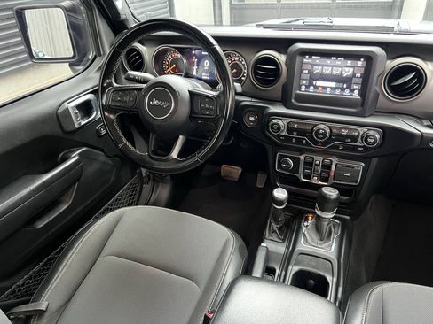 Used 2020 Jeep Wrangler Unlimited Sport AWD/4WD image 23