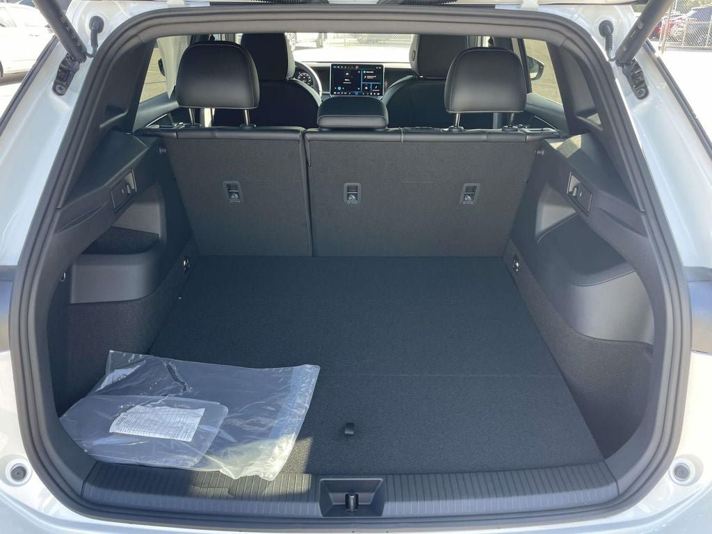 New 2026 Volkswagen Tiguan SE R-Line AWD/4WD image 10