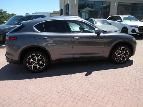 Used 2019 Alfa Romeo Stelvio Ti AWD/4WD image 72