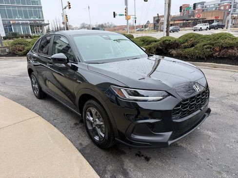 New 2026 Honda HR-V LX image 3