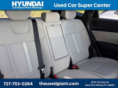 Used 2025 Hyundai Tucson SEL FWD image 8