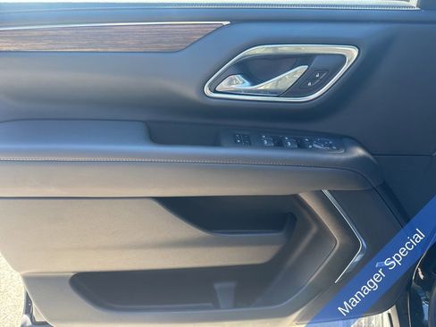 Used 2024 Chevrolet Suburban High Country w/ Premium Package image 26