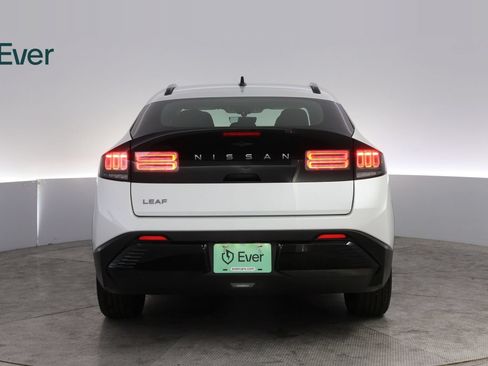 Used 2026 Nissan Leaf Platinum+ FWD image 15