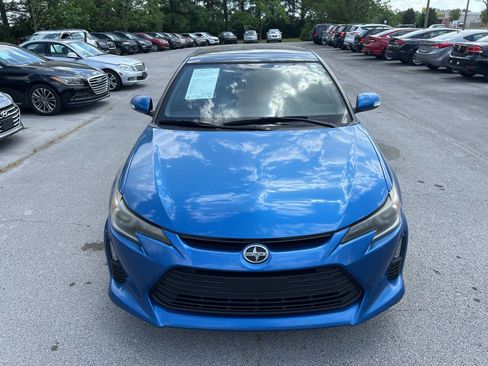 Used 2014 Scion tC image 2