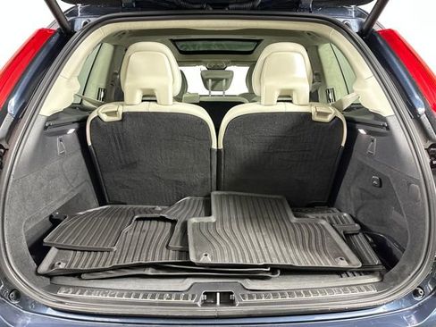 Used 2024 Volvo XC90 T8 Ultimate w/ Lounge Package image 26