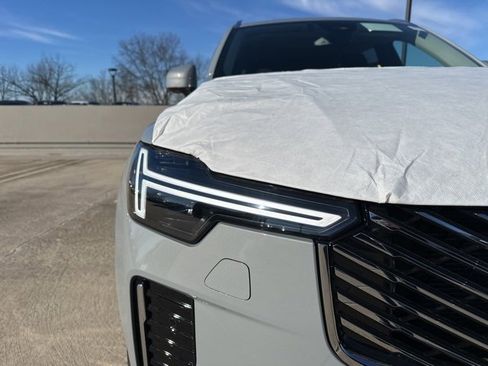 New 2026 Volvo XC90 B6 Plus w/ Protection Package Premier image 10