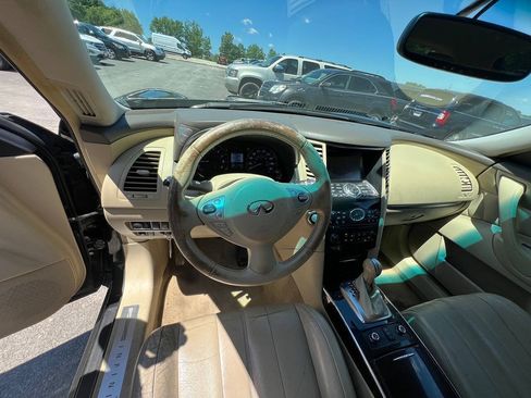 Used 2013 INFINITI FX37 AWD w/ Premium Pkg image 4