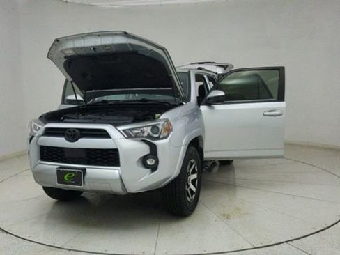 Used 2022 Toyota 4Runner TRD Off-Road image 69