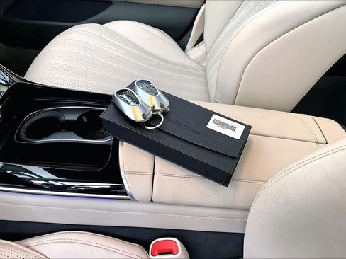 Used 2022 Mercedes-Benz S 500 4MATIC image 30