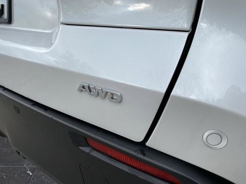 Used 2024 Toyota bZ4X XLE w/ Weather Package image 43