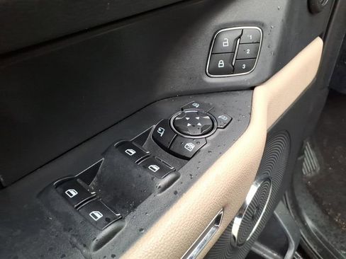Used 2024 Ford Expedition Limited AWD/4WD image 26